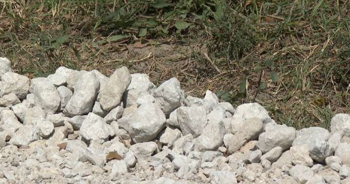 A recent string of gravel thefts from a Whitney roadside prompted action from one resident