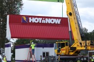 Hot ‘n Now returns: Iconic burger brand’s new restaurant erected in a single day