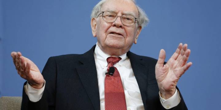 Here's the one-page memo Warren Buffett sent to his managers every two years for over 25 years