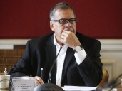 Lagos Weber reprocha críticas de Carmona hacia Marcel y afirma que cada intervención del presidente del PC genera "ruptura"