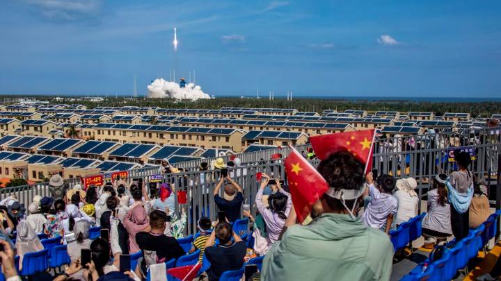 China may have taken an early lead in the race for a military megaconstellation