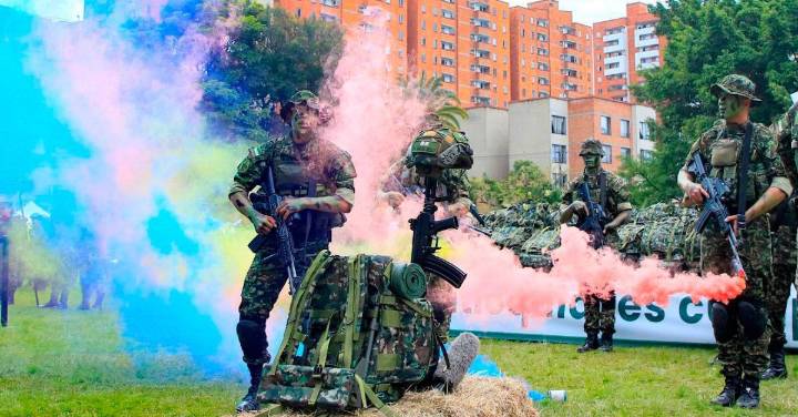 “Melos” quedaron 500 soldados en Antioquia con los morrales nuevos que les entregaron