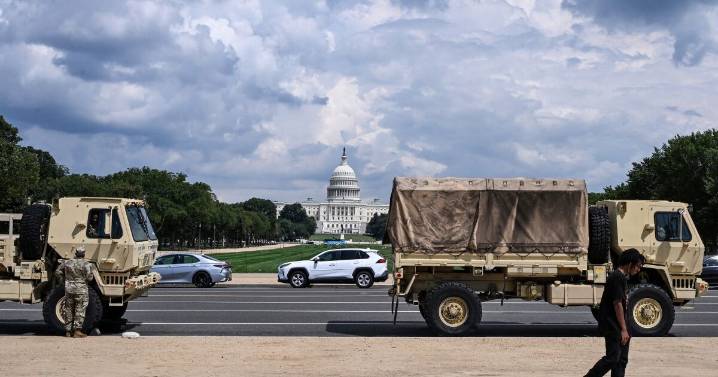 Ciudad de Washington demanda a Trump por tomar control de la policía