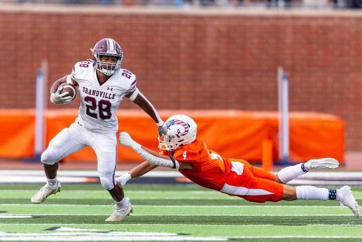Grand Rapids-area offensive players to watch in 2025 prep football season