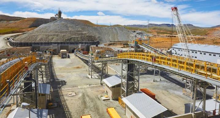 Hudbay Perú aumenta producción de cobre en mina Constancia durante segundo trimestre de 2025
