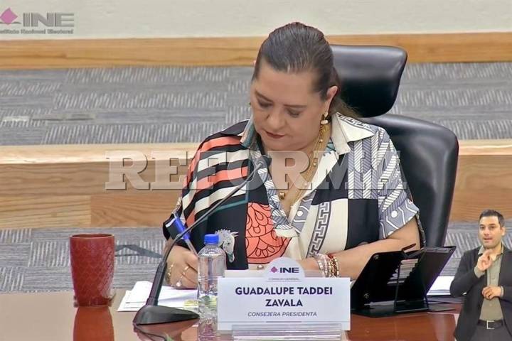 Aprueba INE nuevo modelo  de credencial; reforzará seguridad