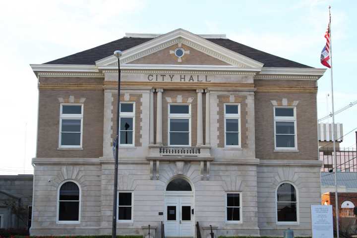 Lowndes Co. supervisors receive complaints about road condition