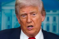 Trump se reúne con el CEO de Intel y aplaude "su éxito y ascenso" tras pedir su dimisión