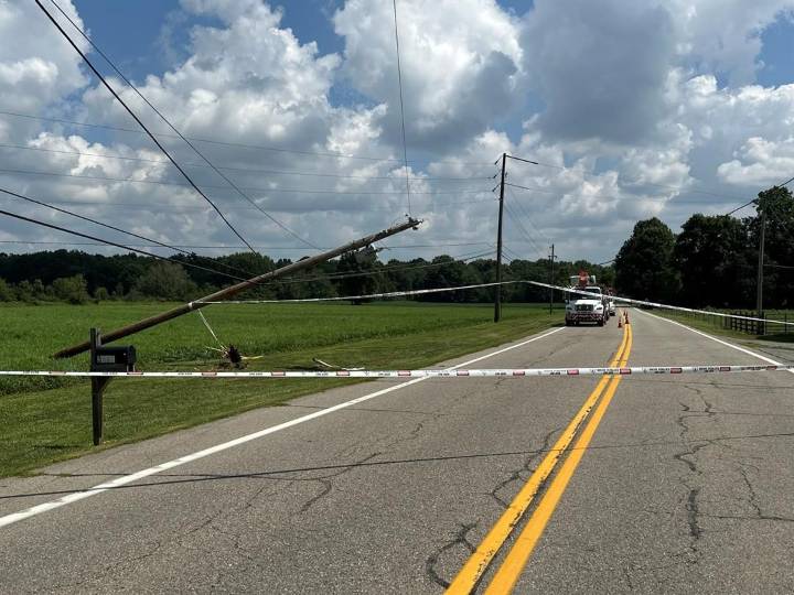 Two-car crash closes road in Braceville Township, wires down