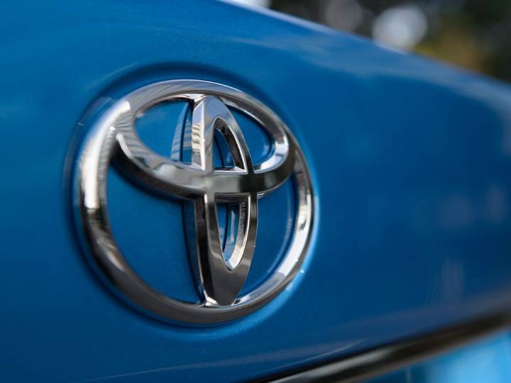 Toyota’s record sales run extends to a seventh month