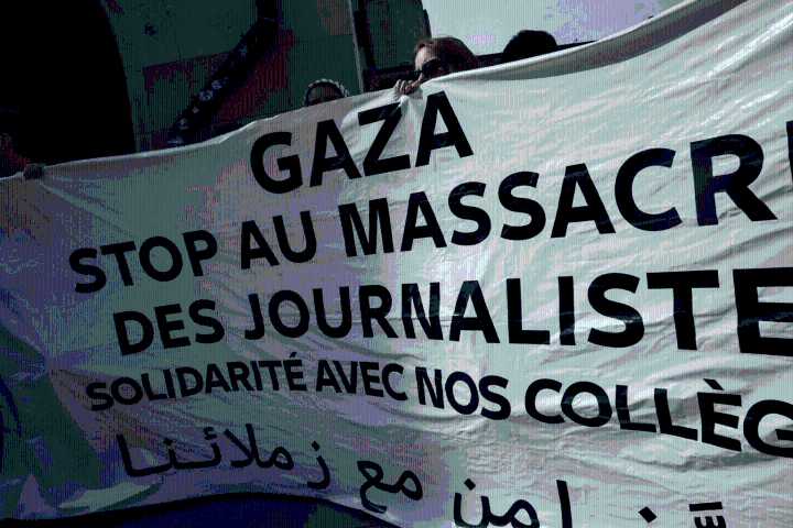 La táctica mortal con que Israel asesinó a 20 civiles entre ellos 5 periodistas en Complejo Médico Nasser de Gaza: «Doble toque»