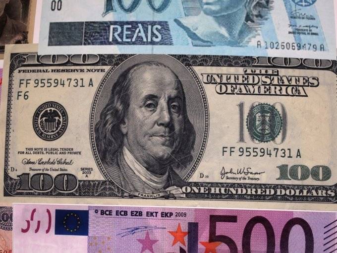 Primer semestre del 2025 salieron del país capitales por US$1.199 millones: junio cierra con su nivel más bajo desde 2017