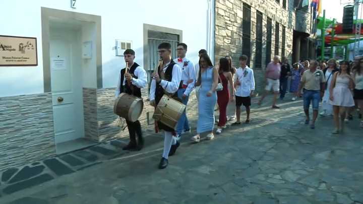 Pinofranqueado celebra La Enramá, una de las tradiciones más singulares de Extremadura