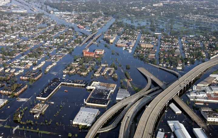 Nueva Orleans conmemora el 20 aniversario del huracán Katrina con homenajes y un desfile (+Fotos) 29 de agosto de 2025 | Internacional Tras la catástrofe, se reconstruyó el sistema de diques, se priva