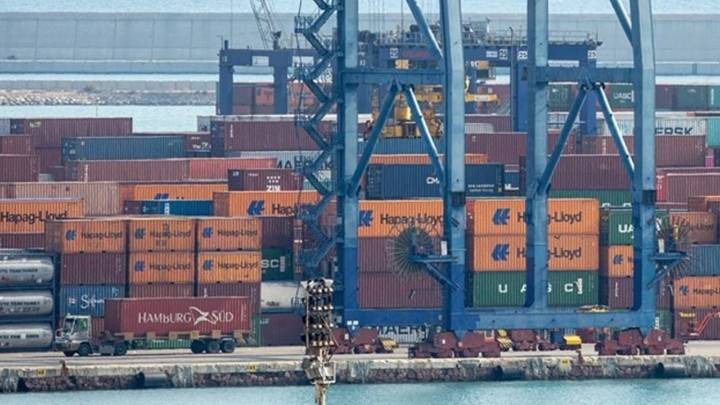 Sheinbaum planea elevar aranceles a importaciones chinas en Presupuesto 2026, revela Bloomberg