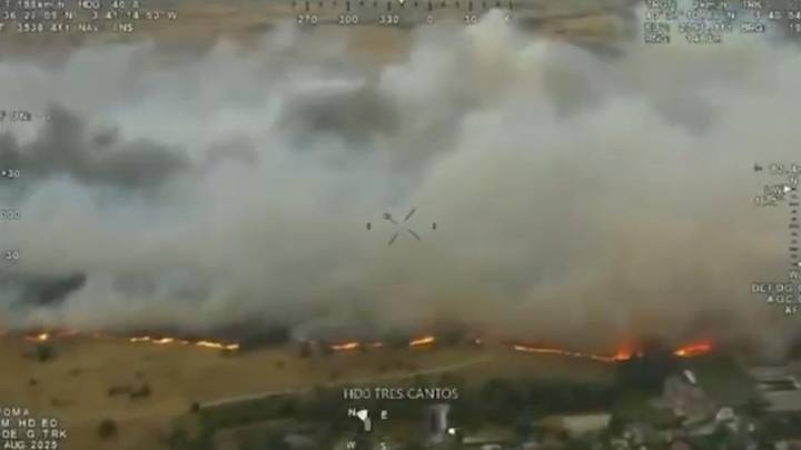 Incendio en Tres Cantos: las llamas amenazan varias viviendas y desatan la alarma en la localidad