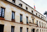Prohíben a funcionarios de Cancillería entregar información a medios de comunicación