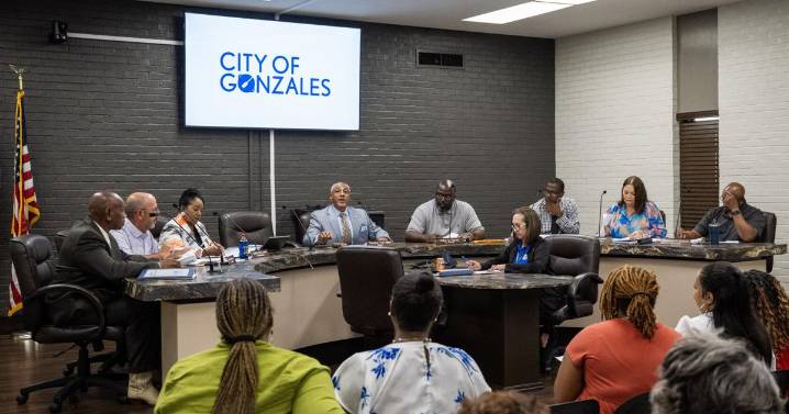 Gonzales mayor and council fight over new roles in budget