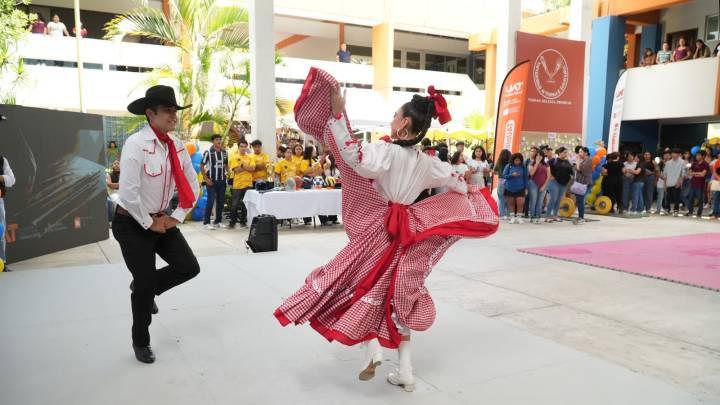 Presenta la UAT su oferta deportiva, cultural y de servicios educativos