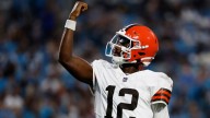 Browns' Shedeur Sanders impressive in NFL preseason debut, tosses 2 TD passes in win over Panthers