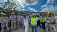 Supervisa Mara Lezama trabajos de CFE para restaurar de energía eléctrica en la Av. Huayacán, Kabah y Las Torresagosto