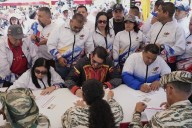 Venezolanos acuden a inscribirse en milicias ante llamado del gobierno de Maduro y tensión con EEUU