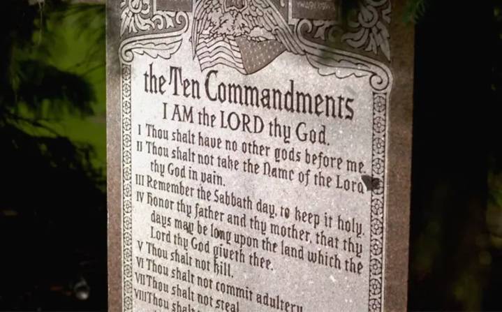Judge Blocks Ruling That Ten Commandments Must Be Displayed in School Classrooms