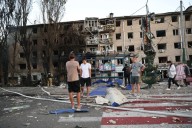 Russian drone and missile attack on southern Ukraine kills 1 and wounds dozens