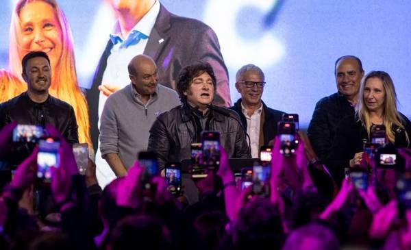 Uno por semana: cómo será la agenda de actos de Milei para dipustarle la Provincia a Kicillof
