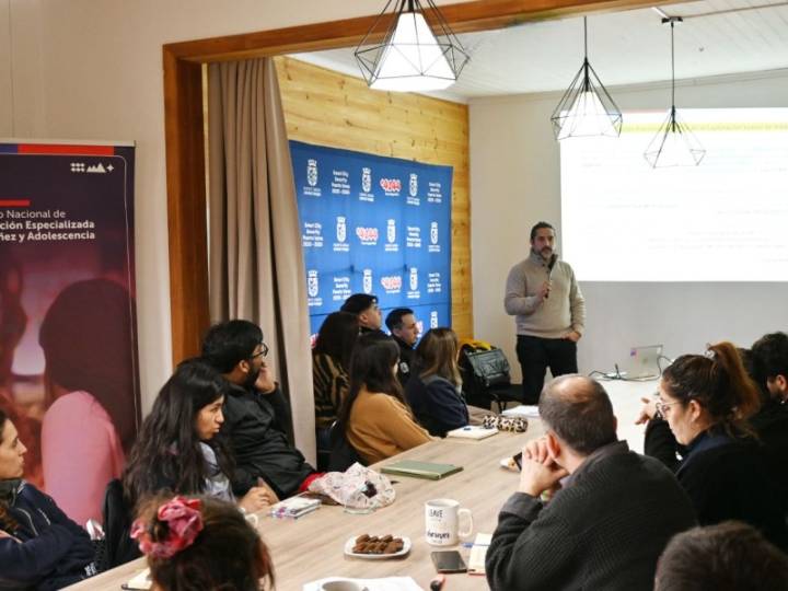 Municipalidad de Puerto Varas junto a Servicio de Protección Especializada iniciaron Ciclo de Charl...