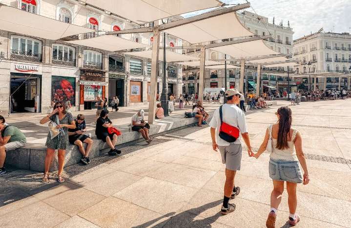 La capital registra cifras históricas en turismo y conectividad internacional