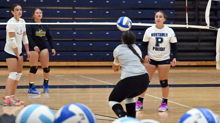 PHOTOS: Petoskey volleyball works on 2025 season