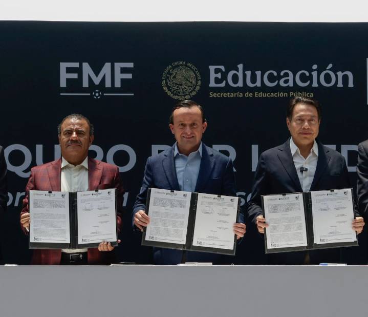 INEA y Federación Mexicana de Fútbol, inician campaña historica: “Aprender es la mejor jugada”