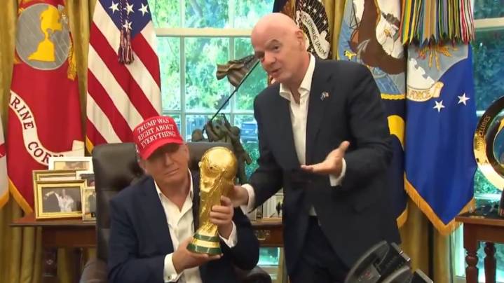 Gianni Infantino le dio la Copa del Mundo a Donald Trump: "El último fue Leo Messi. Y ahora usted, que es un ganador”