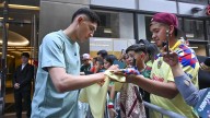 Edson Álvarez utilizará el número 11 en el Fenerbahce de Turquía