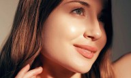 This Superfruit Extract Can Reduce Dark Spots, Wrinkles & More