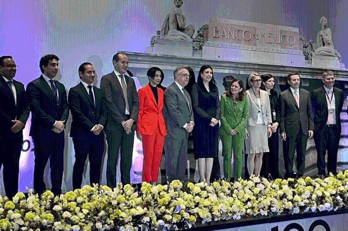 Decano de la FEN de la U. de Chile, José De Gregorio, participó en Conferencia del centenario del Banco de México