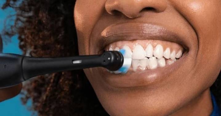 Amazon cuts 56% off Oral-B electric toothbrushes that 'clean teeth like the dentist'