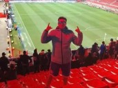 El hincha de Universidad de Chile que cayó desde la tribuna de Independiente habló sobre su estado de salud