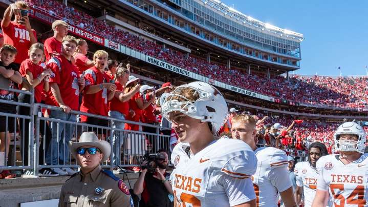 Full of expectations, Arch Manning struggles as top-ranked Texas falls at No. 3 Ohio State