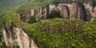 Este es el refugio natural colombiano que cautivó al multimillonario Jeff Bezos por sus icónicos paisajes: queda a una hora de Bogotá