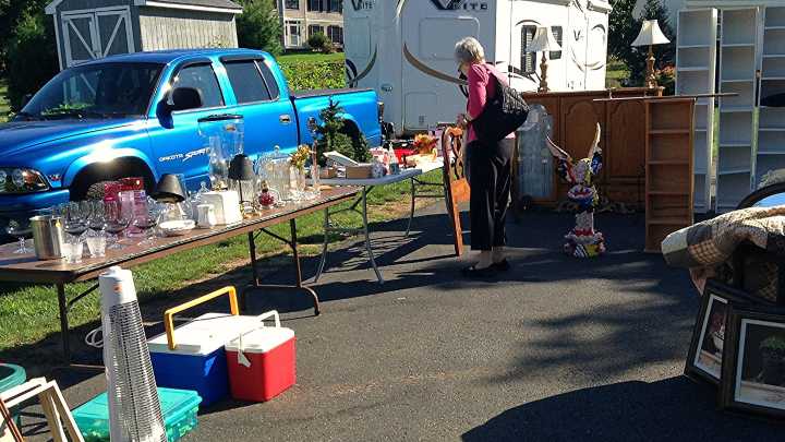 Canadian Government Spends $4.5 Billion on Old Useless Crap From Mrs. Penner's Garage Sale