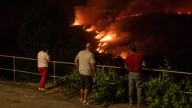 O lume non dá tregua e deixa unha noite de desaloxos e confinamentos