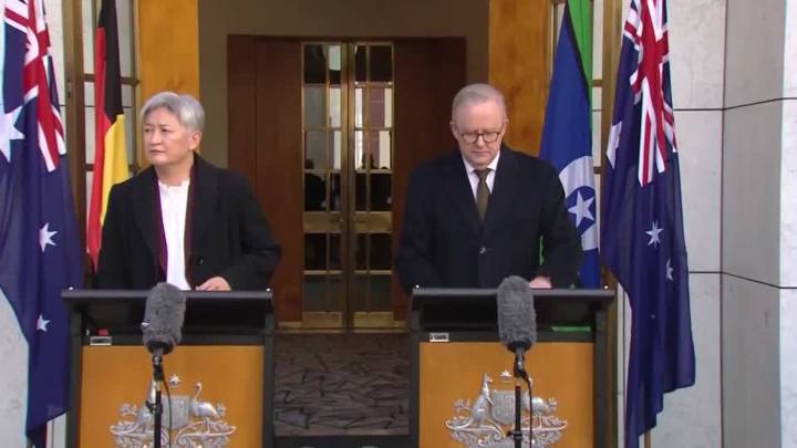 Australia says it will recognize a Palestinian state