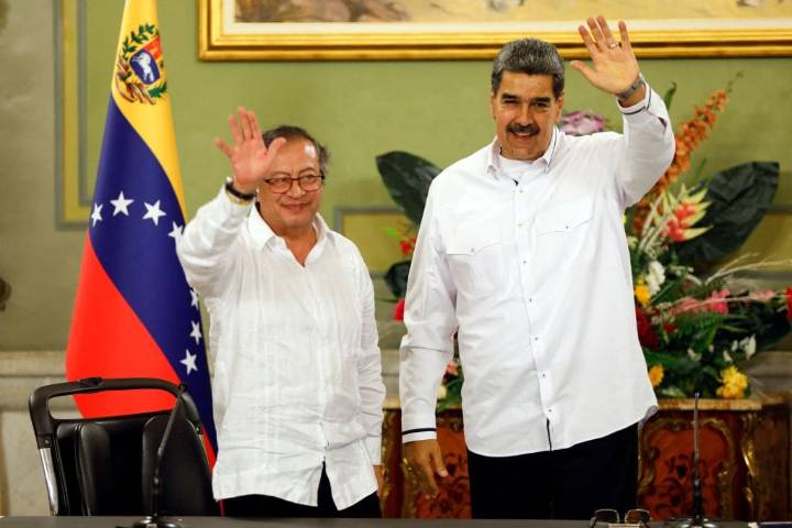 ¿Zona binacional de paz? Venezuela  aumenta despliegue en frontera con Colombia con 15 mil hombres