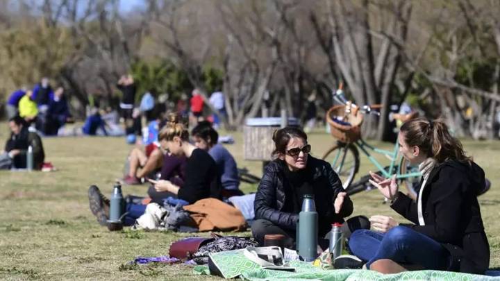 Fin de las lluvias y tormentas en el AMBA: cuándo vuelve el "veranito" con 20 grados