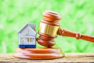 ¿Deberías poner tu casa en un fideicomiso o sería un error?