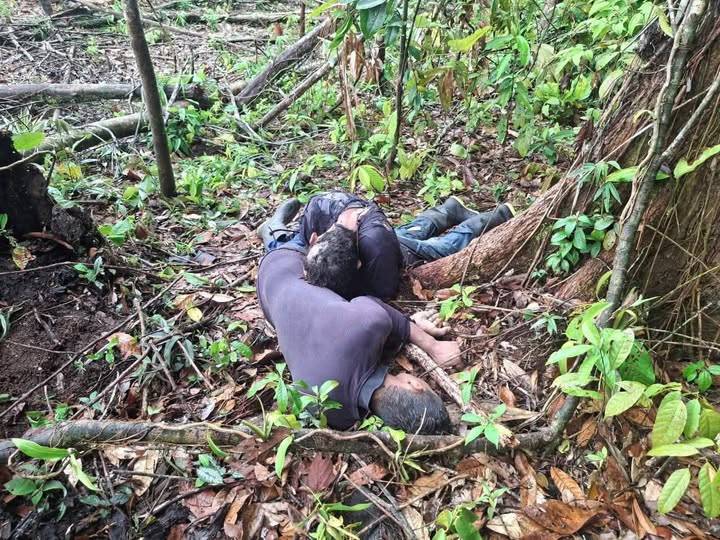 Dos hombres mueren tras ser alcanzados por un rayo