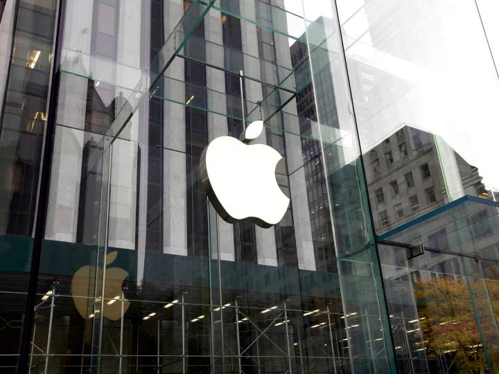 Apple Commits $100 Billion to U.S. Manufacturing in Bold New Expansion