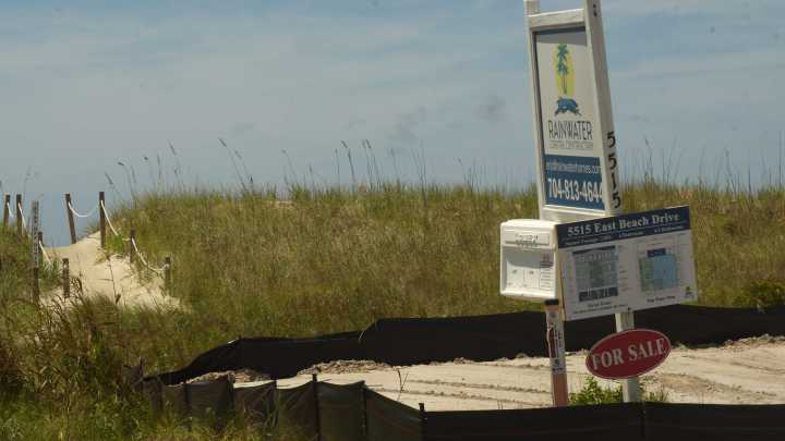Brunswick group fights to stop oceanfront 'mega house'…